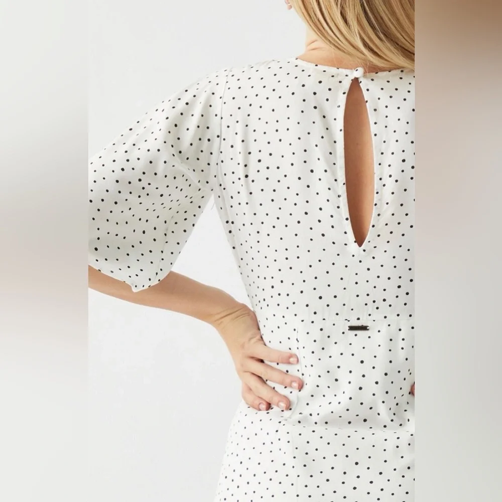 Billabong Kiss the Rain 
White & Black Polka Dot 
Maxi Boho Dress
Size Medium - Picture 5 of 9